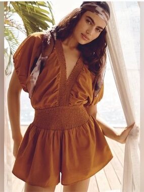 Anthropologie honey brown romper